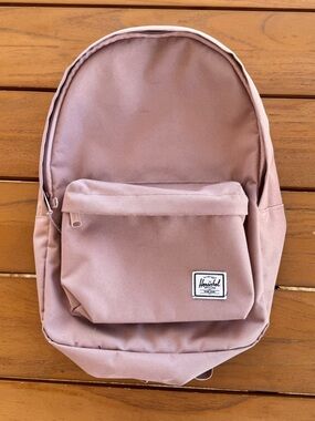 Herschel Supply Co. Backpack in Ash Rose